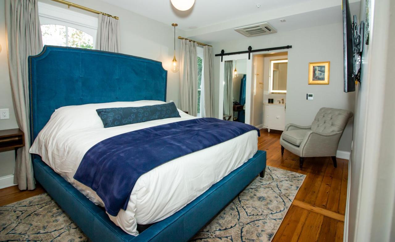 The Colonial Inn Hillsborough Esterno foto