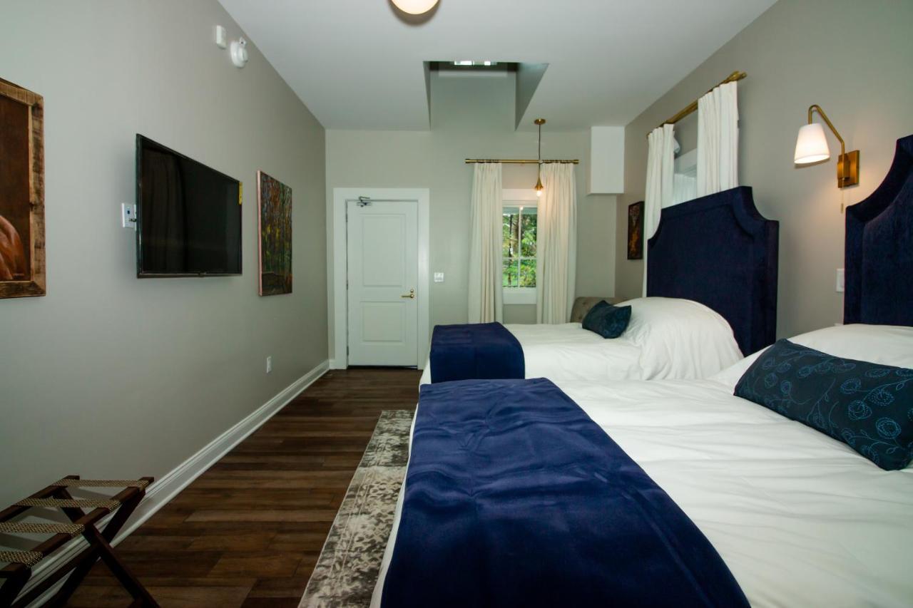 The Colonial Inn Hillsborough Esterno foto