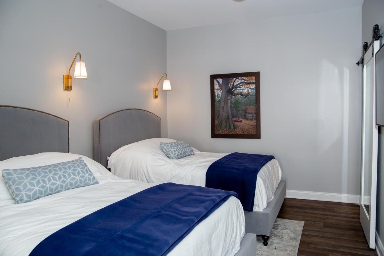 The Colonial Inn Hillsborough Esterno foto