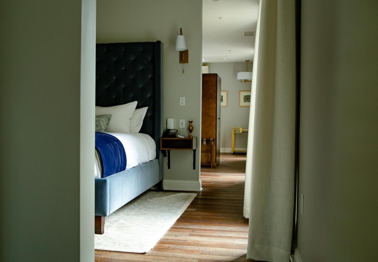 The Colonial Inn Hillsborough Esterno foto