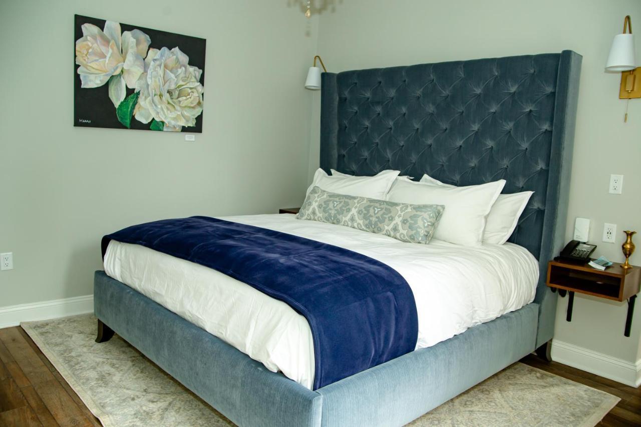 The Colonial Inn Hillsborough Esterno foto